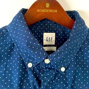 Gap Oxford navy blue white polka dot shirt